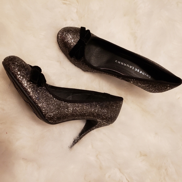 NEW Chinese Laundry Black Metallic Glitter Heels Stiletto Leather Shoes Celebs - Picture 5 of 10